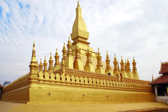 LFD08 ออนซอน ลาว เด้.. เวียงจันทน์ วังเวียง หลวงพระบาง 4วัน3คืน