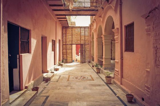 ZGSXR-2601AI แคชเมียร์ ศรีนาคา กุลมาร์ค โซนามาร์ค พาฮาลแกรม (ใบไม้เปลี่ยนสี)